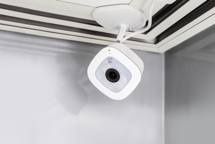 Netgear Arlo Q Plus VMC3040S