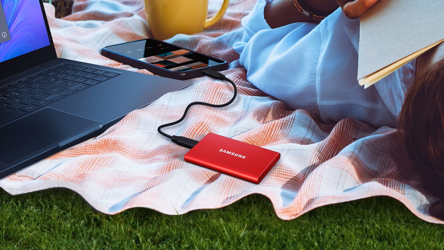 500GB Samsung Portable SSD T7 MU-PC500R - Red