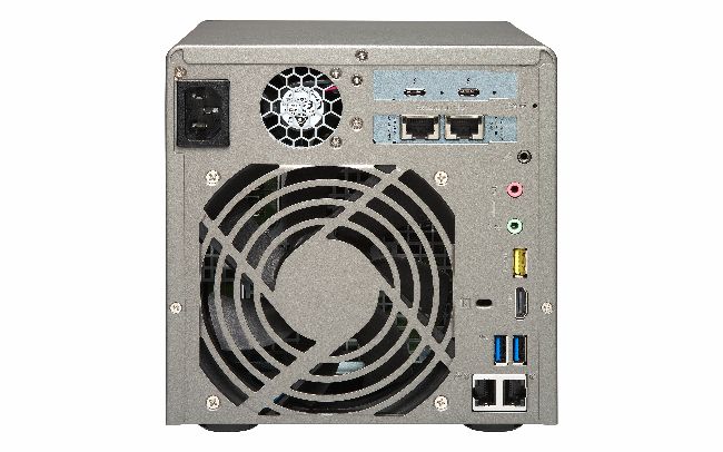 QNAP TVS-882ST3-i7-8G
