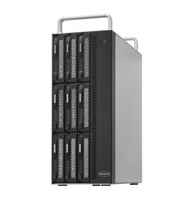 TerraMaster D8-332 8-bay Thunderbolt 3 