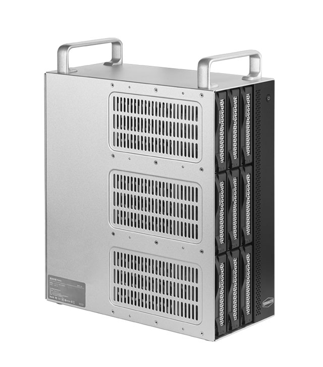 TerraMaster D8-332 8-bay Thunderbolt 3 