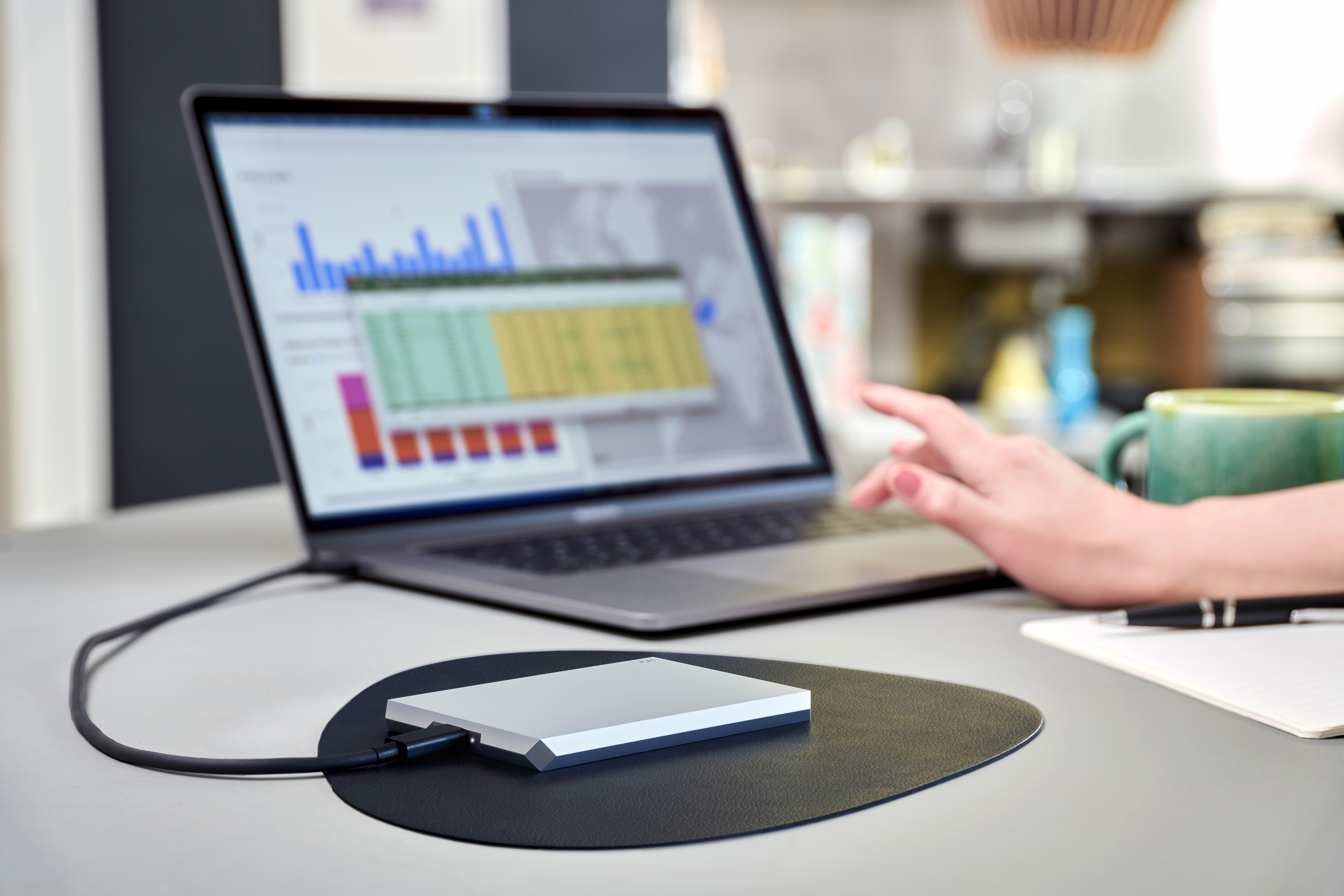 4TB LaCie Mobile Drive USB-C (STHG4000402)