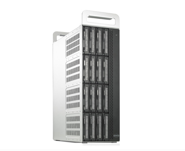 TerraMaster D16 16-bay Thunderbolt 3 