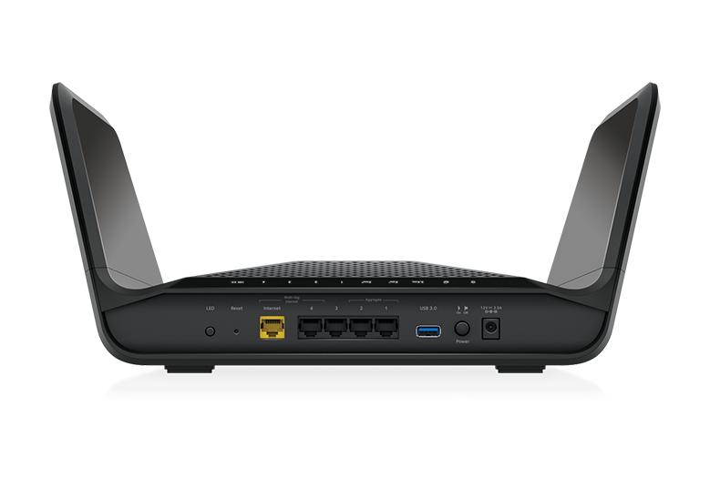 Netgear Nighthawk Tri-band AX8 RAX70-100EUS