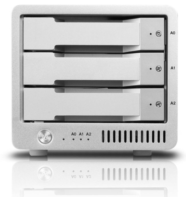 CalDigit T3 9TB (3x 3TB HDD) Thunderbolt