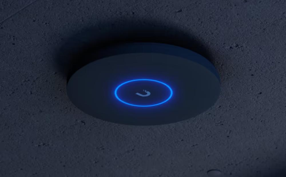 Ubiquiti UniFi U7 Pro XGS (Black)