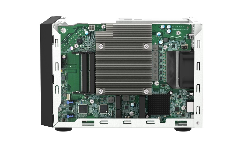 QNAP TVS-h674-i5-32G 6-bay NAS